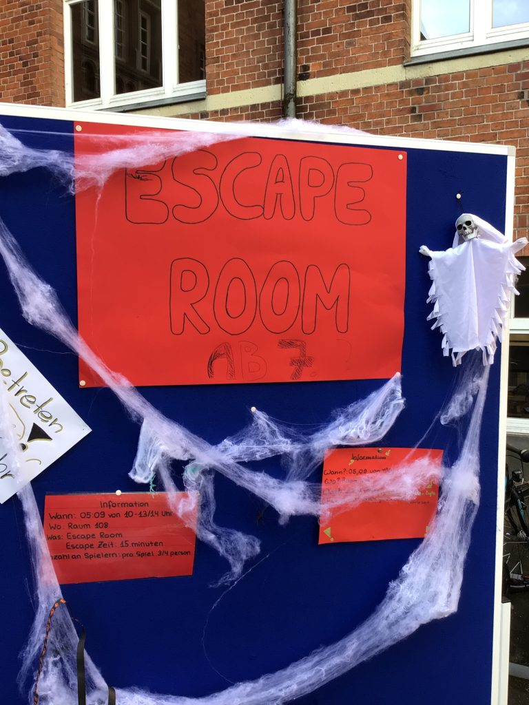 (c) Lloyd 2025: Plakat für einen Escape Room