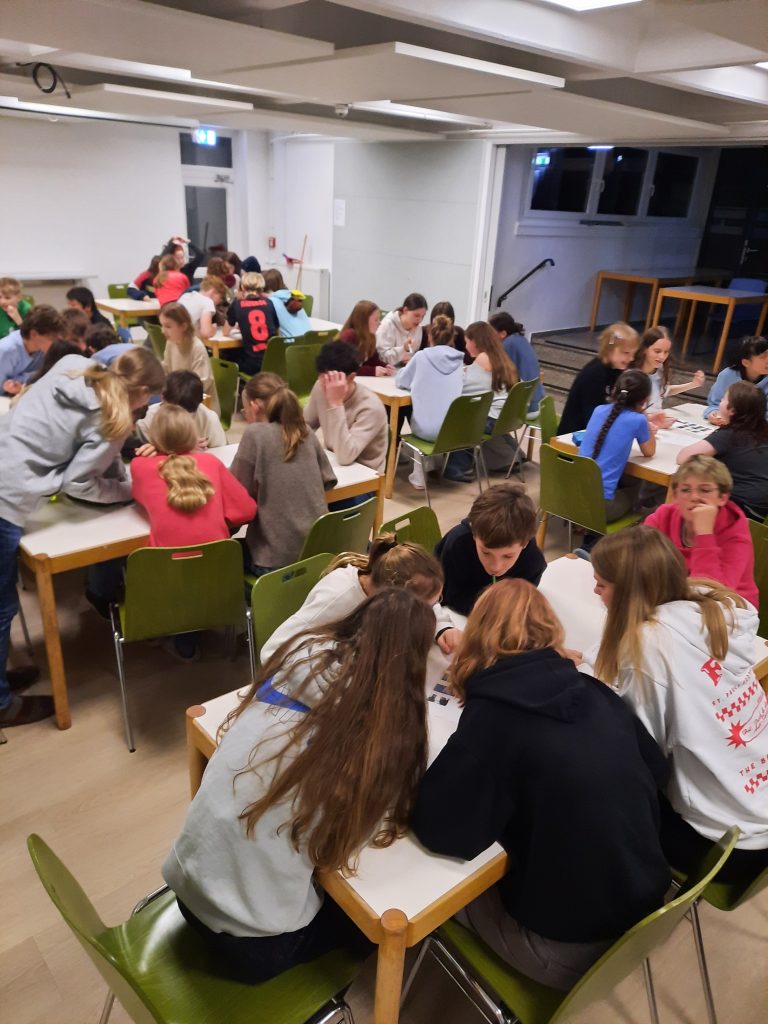 (c) Lloyd 2025: Gruppenarbeit