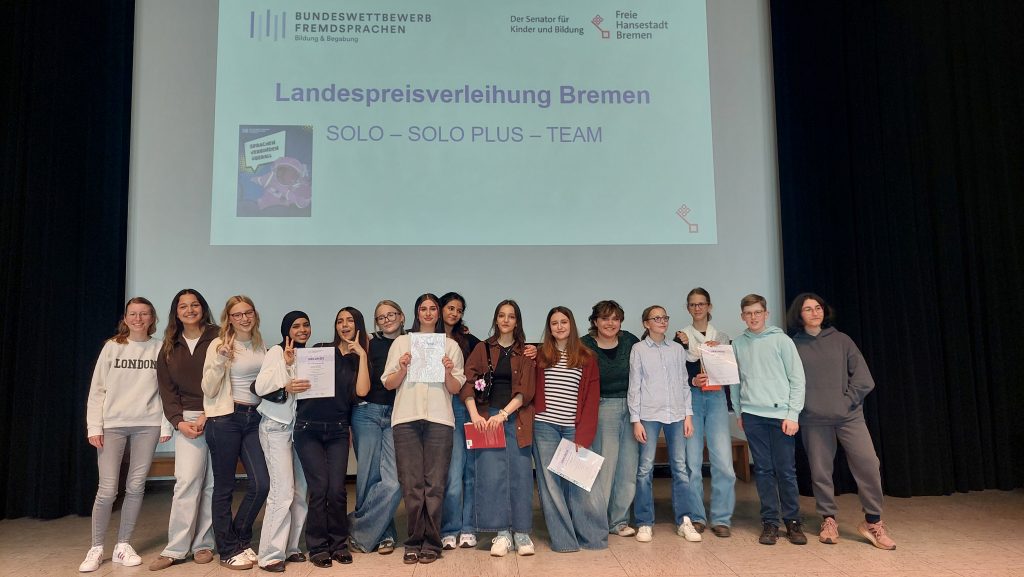 (c) Lloyd 2026: Preisträger*innen des Lloyd Gymnasiums bei der Landespreisverleihung in Bremen