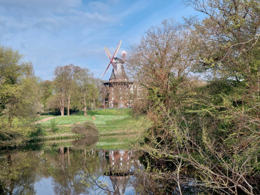 (c) Lloyd 2026: Windmühle in Bremen