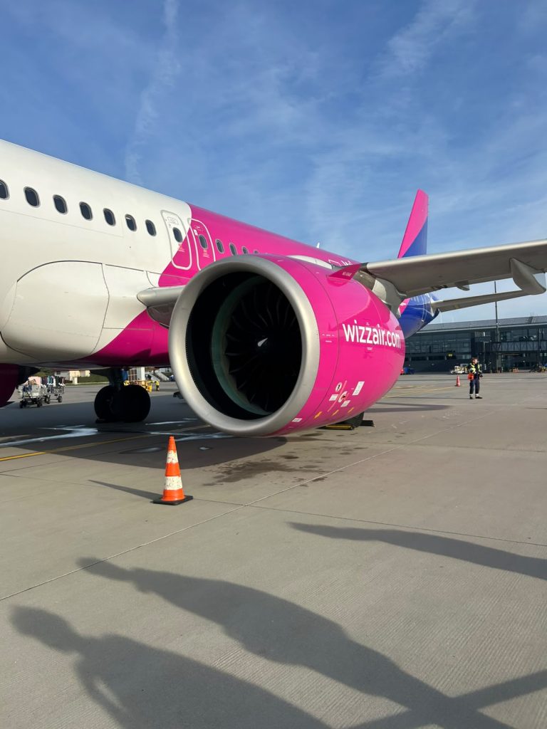 Ein Flugzeug